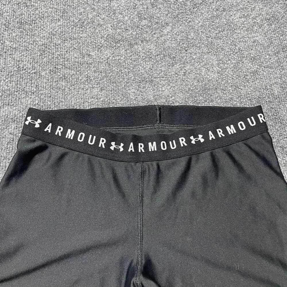 Under Armour Shorts Womens Medium Black HeatGear Compression Athletic Workout